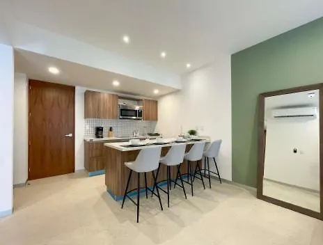Urban Towers Playa Del Carmen公寓 公寓